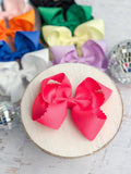 4.5" Classic Scalloped Hair Bow | Clip or Headband: Hot Pink / Clip