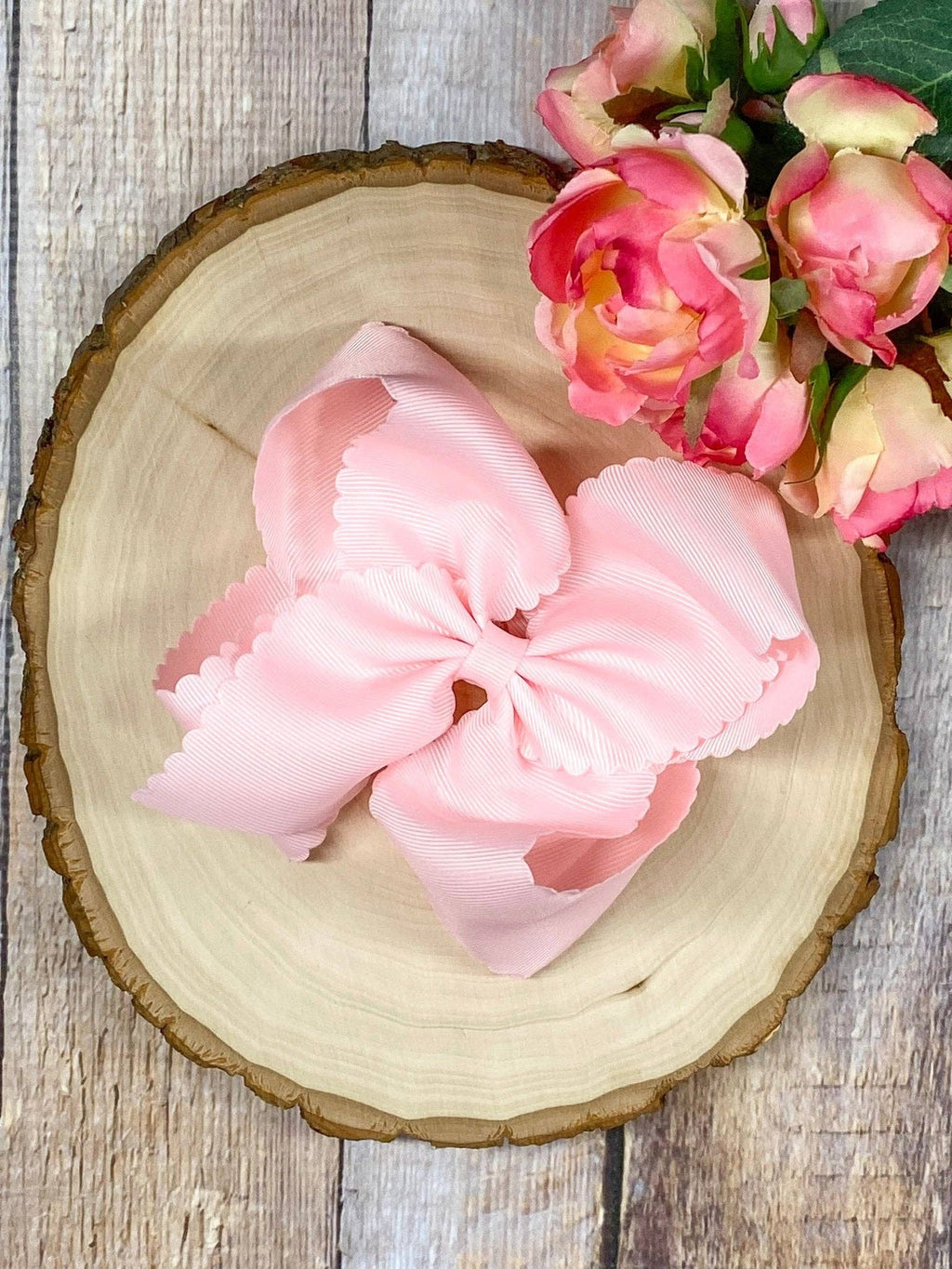 5.5" Oversize Scalloped Hair Bow | Clip or Headband: Black / Clip