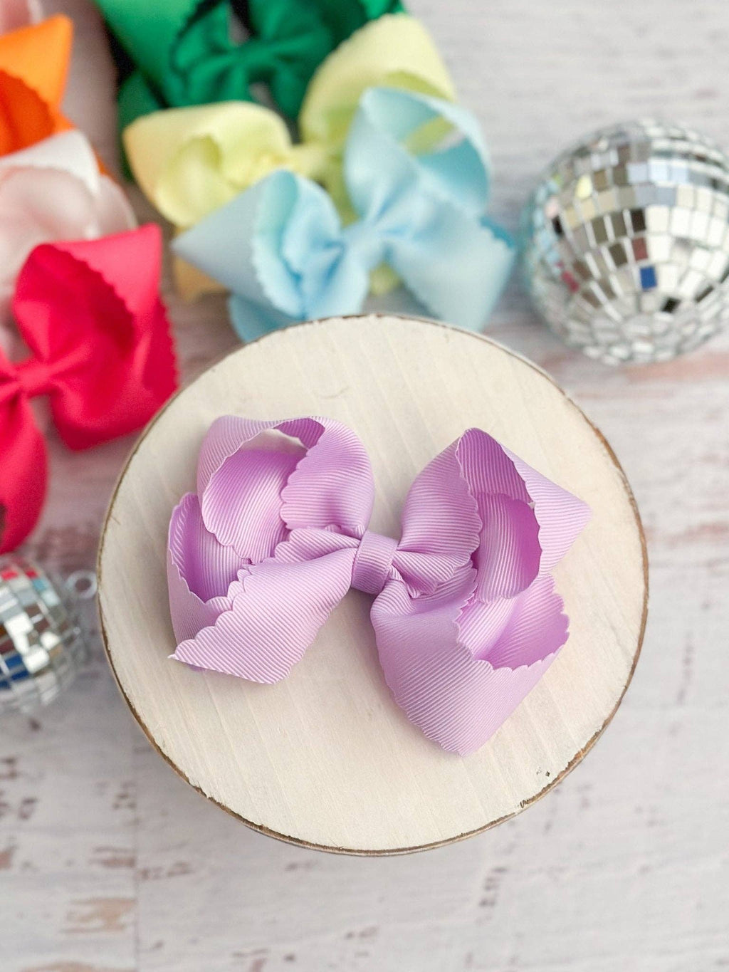 4.5" Classic Scalloped Hair Bow | Clip or Headband: Navy / Clip