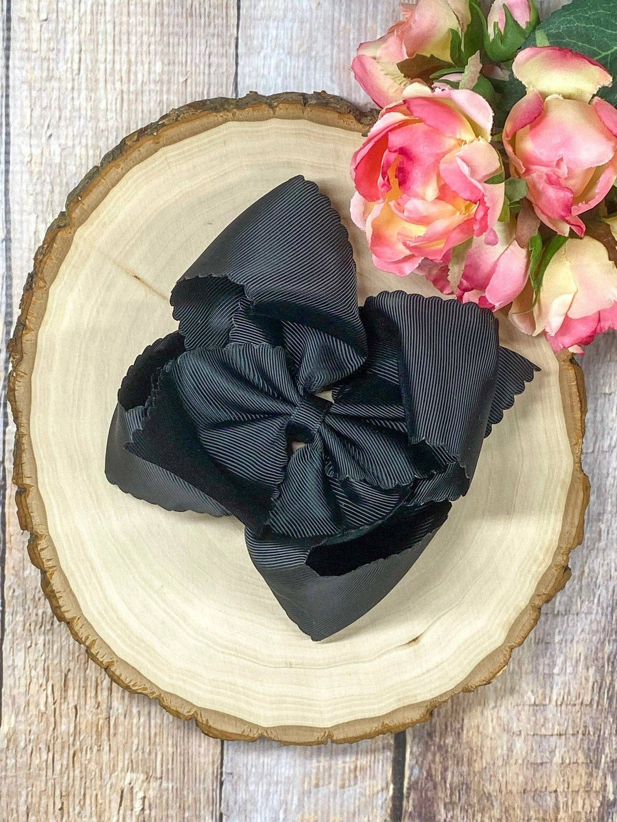 5.5" Oversize Scalloped Hair Bow | Clip or Headband: Black / Clip