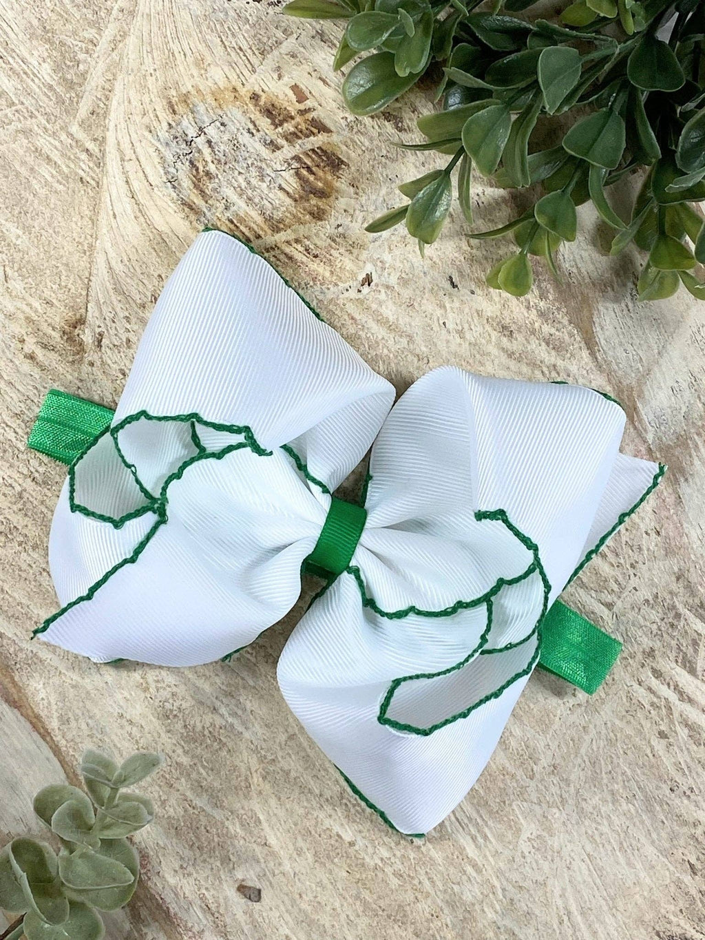 5" Classic Moonstitch Boutique Bows Girls Hair Accessories | Clip or Headband: White with Light Pink Moonstitch / Hair Bow on Clip