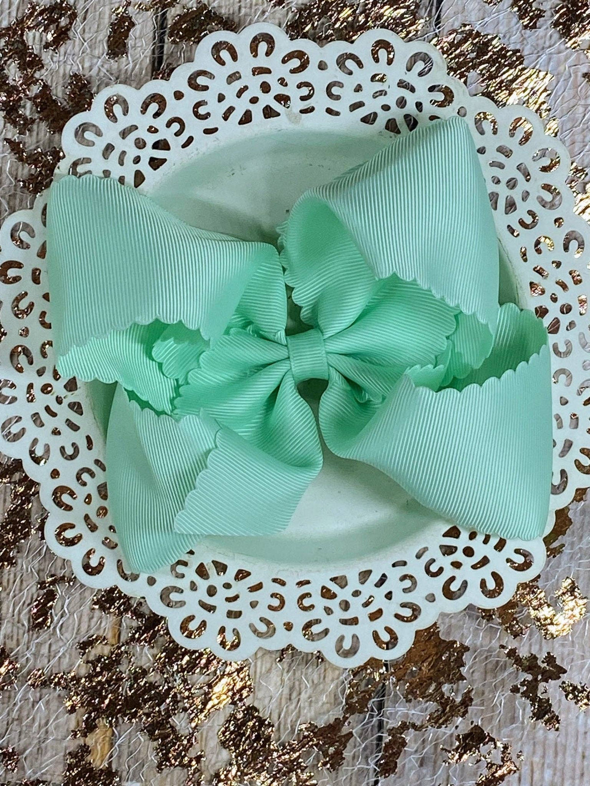 5.5" Oversize Scalloped Hair Bow | Clip or Headband: Black / Clip